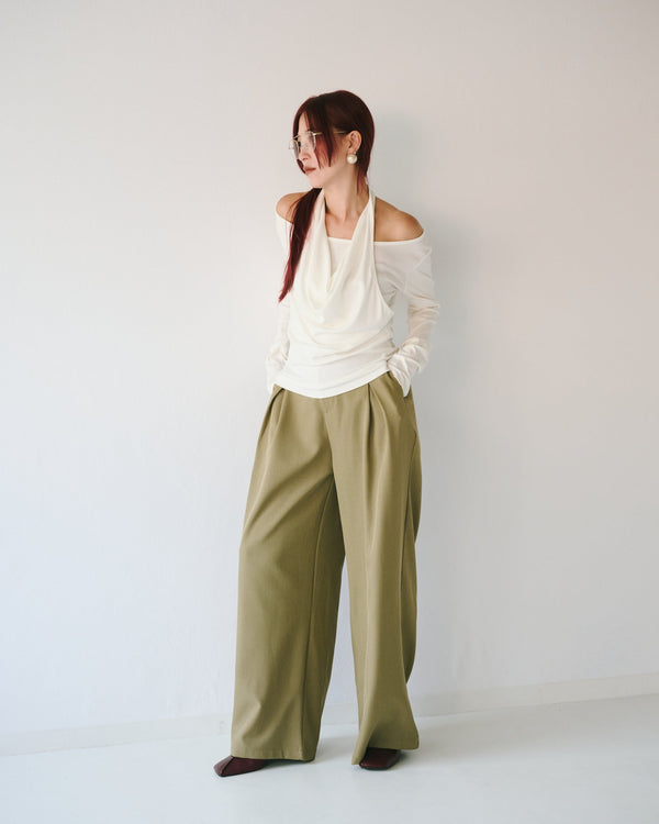 レイヤードホルタートップス
