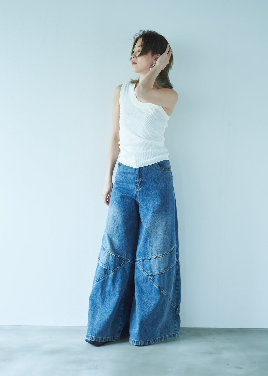 アシンメトリーニットタンクトップ