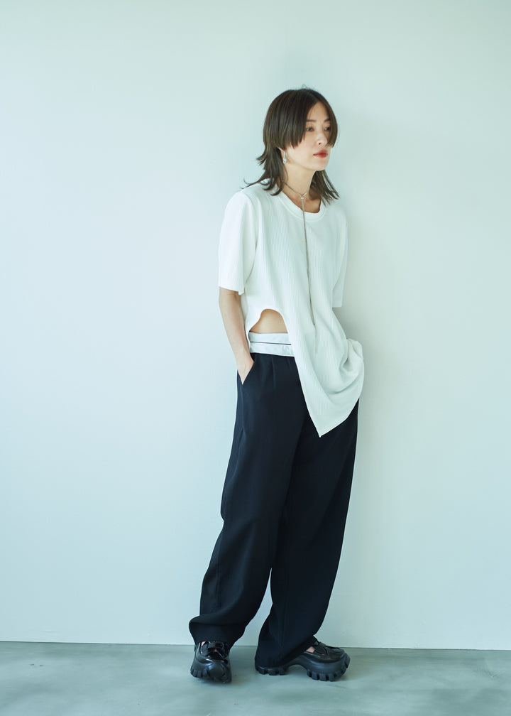 アシンメトリーラウンドカットトップス