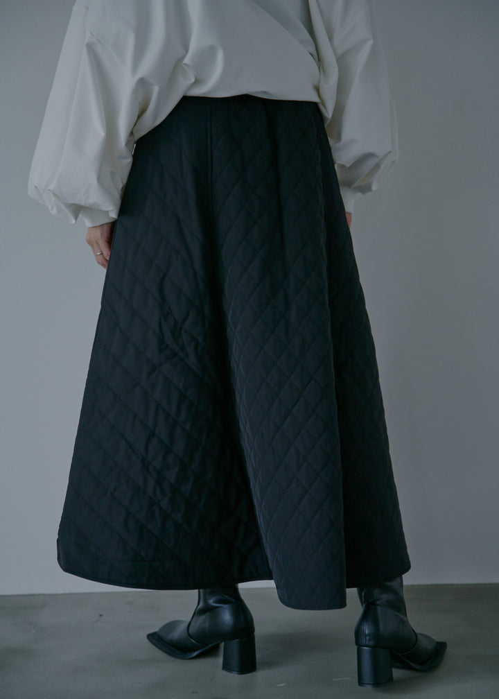 バックロングキルティングスカート