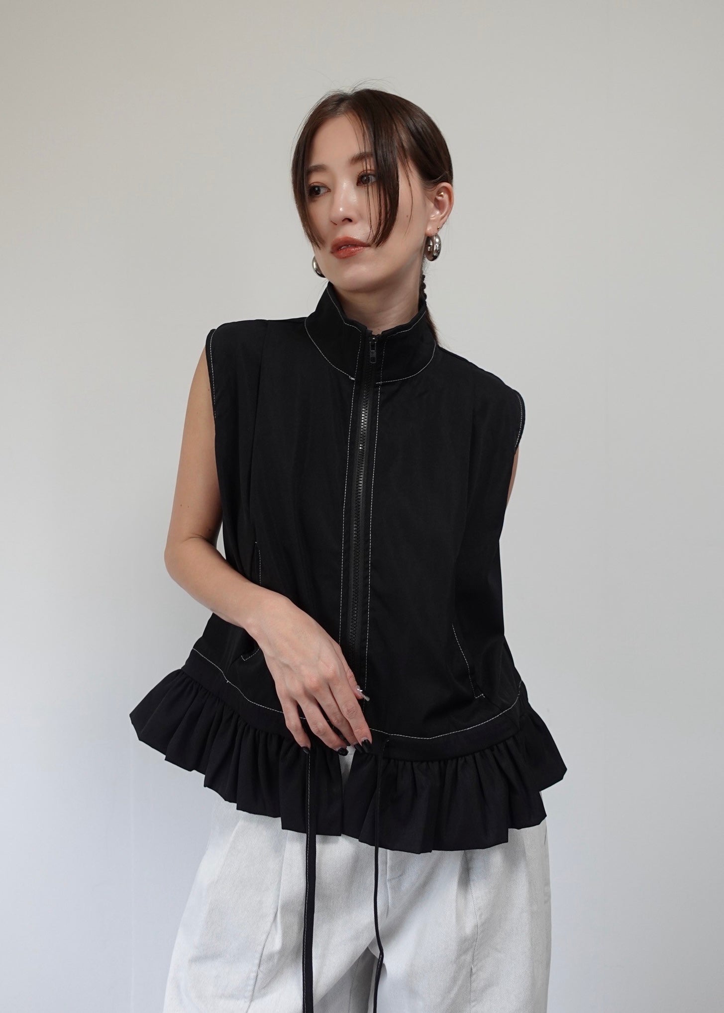 フリルジップアップベスト – SH_KI