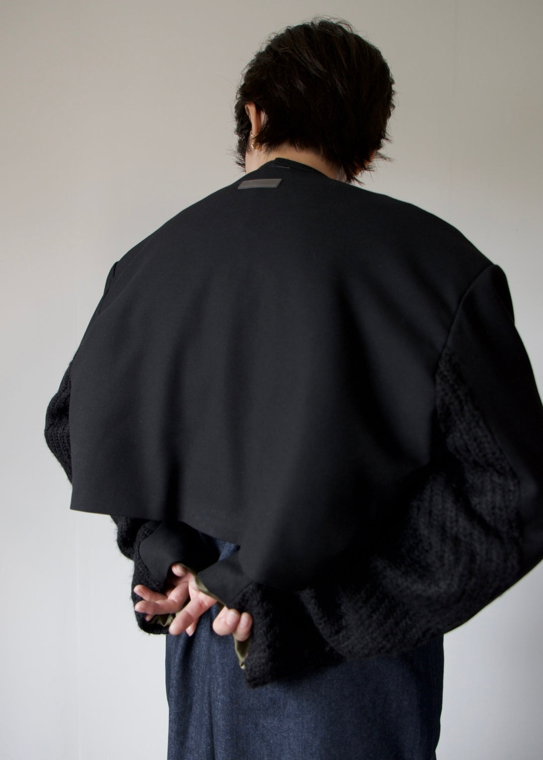 フードマフラー付きショートジャケット-BLACK-
