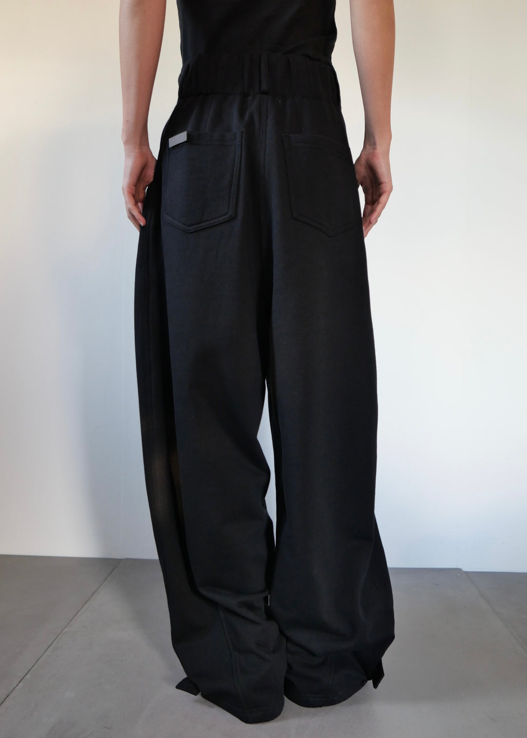 2WAYコクーンスウェットパンツ-BLACK-
