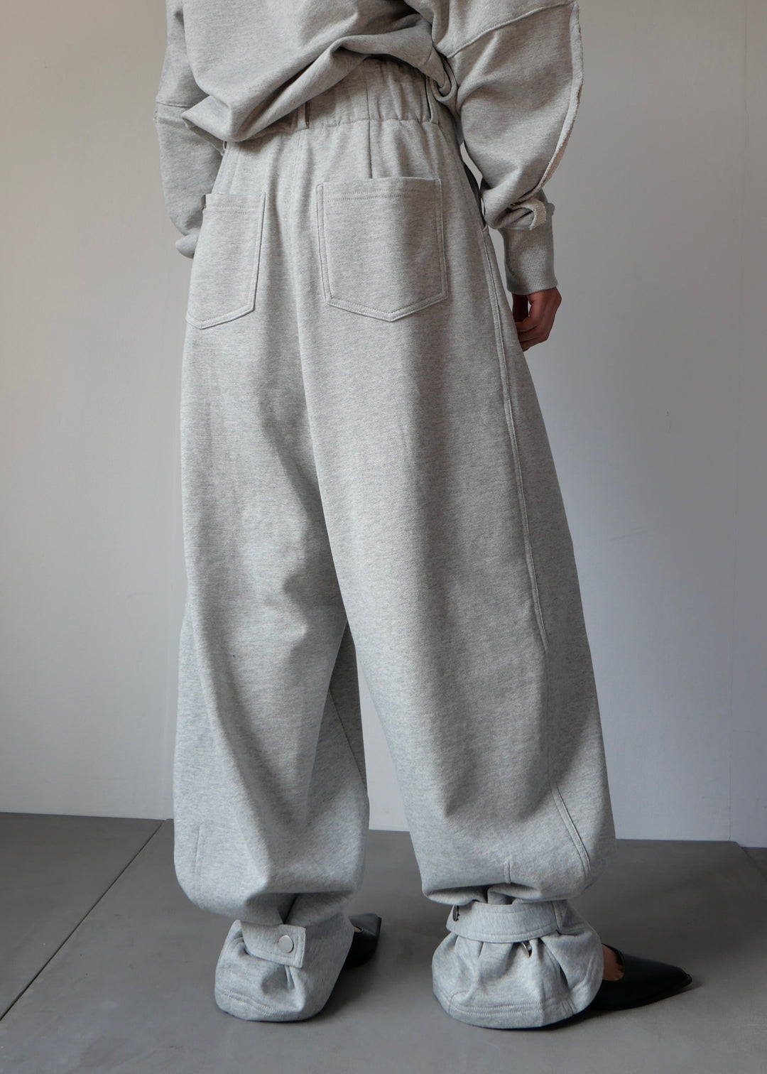 2WAYコクーンスウェットパンツ-GREY-