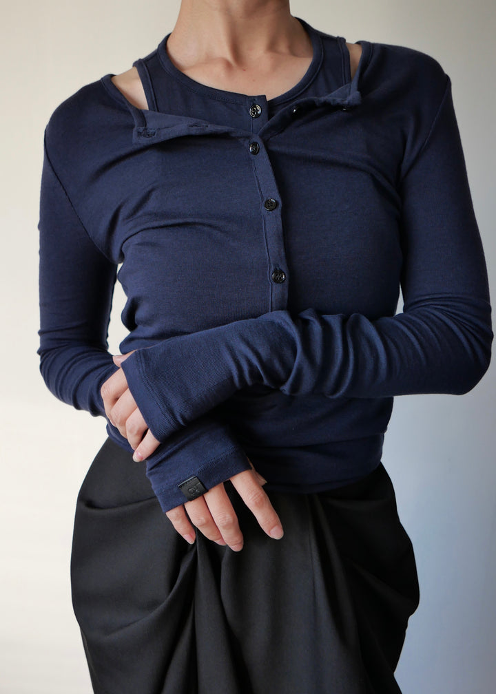 ヘンリーネックレイヤードトップス