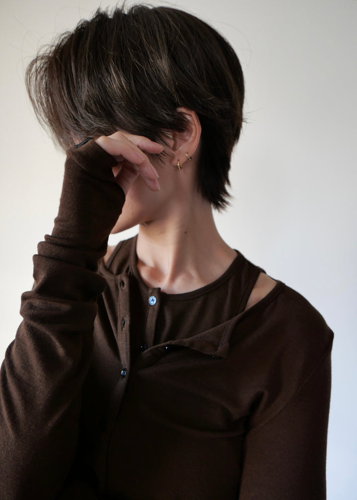 ヘンリーネックレイヤードトップス