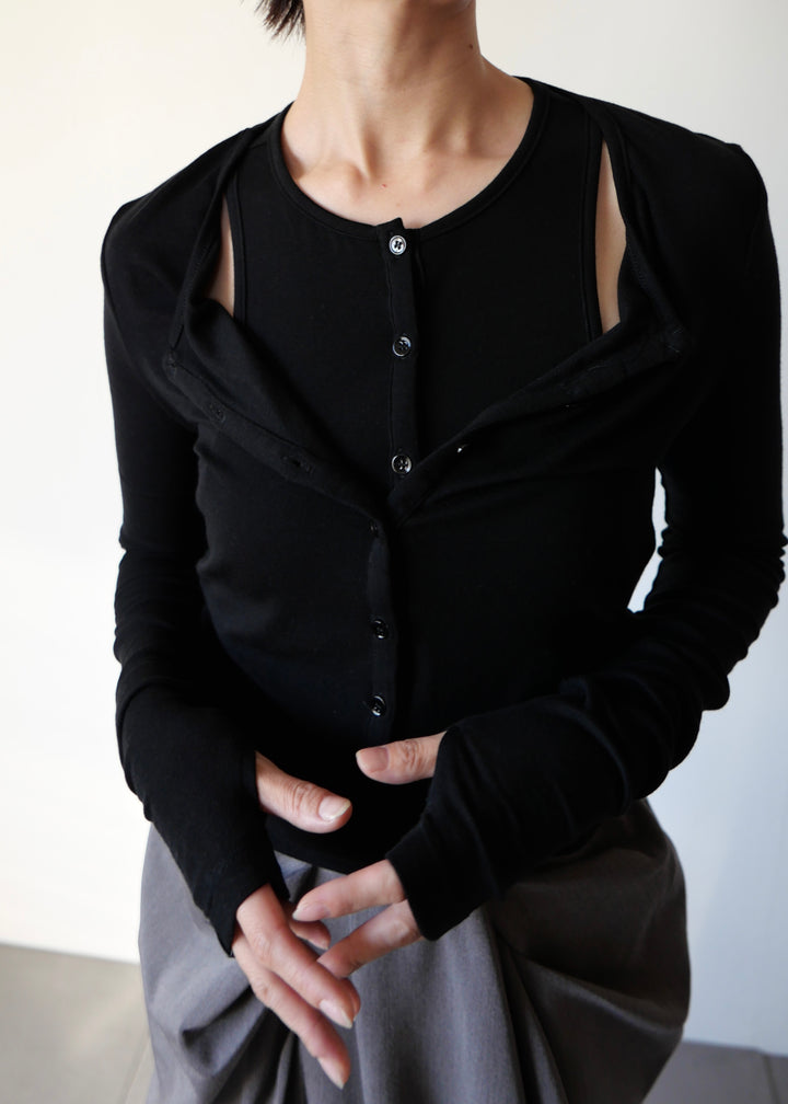 ヘンリーネックレイヤードトップス