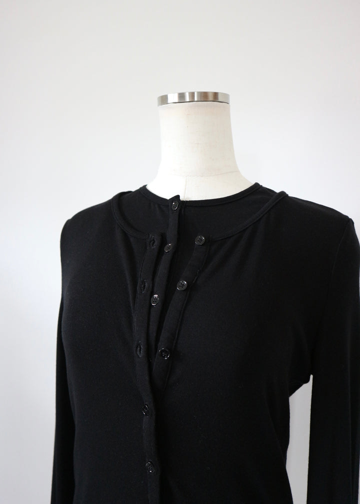 ヘンリーネックレイヤードトップス