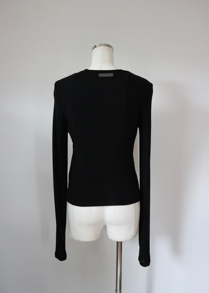 ヘンリーネックレイヤードトップス