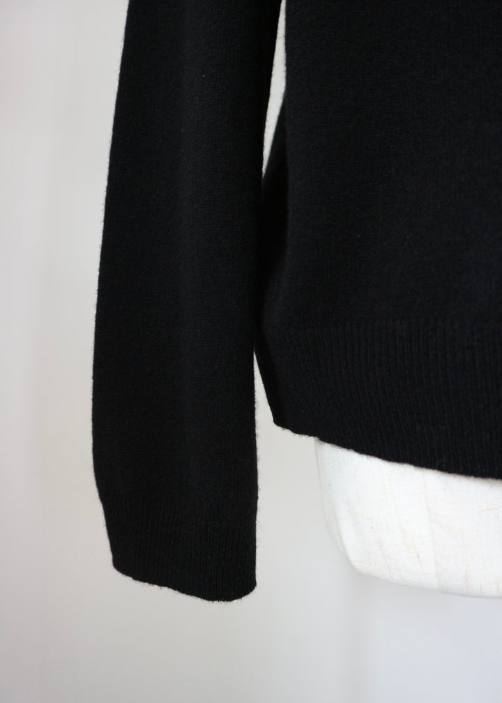 ベーシックVネックニットトップス