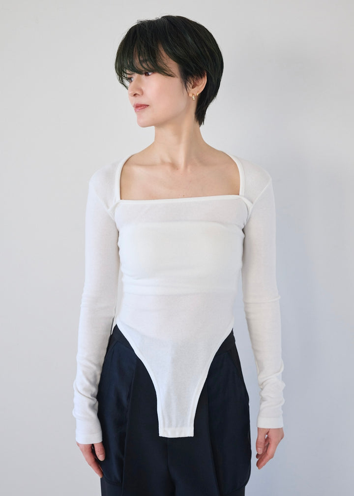 スクエアネックボディースーツ