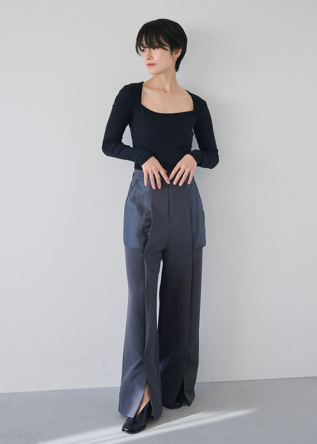 スクエアネックボディースーツ