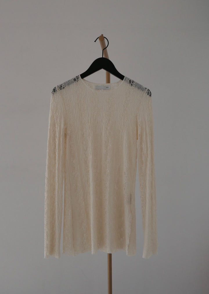 サイドスリットレーストップス