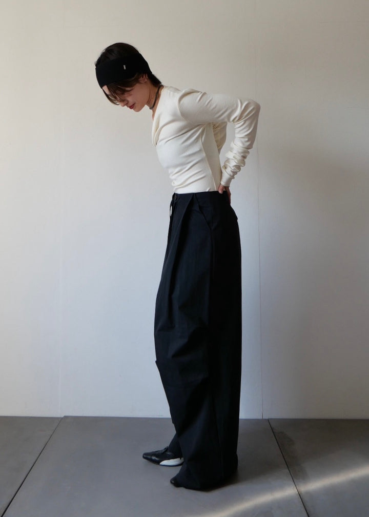 ドレープボリュームパンツ