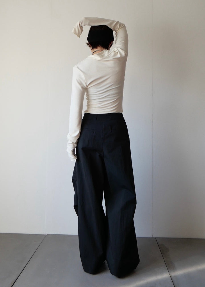 ドレープボリュームパンツ