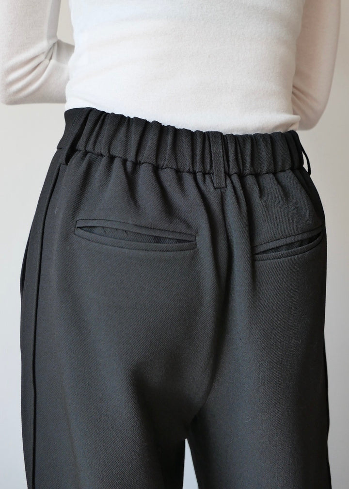 カットアウト2WAYパンツ_BLACK