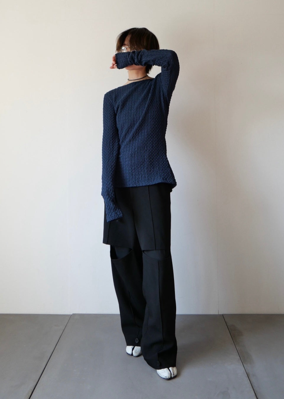 カットアウト2WAYパンツ_BLACK