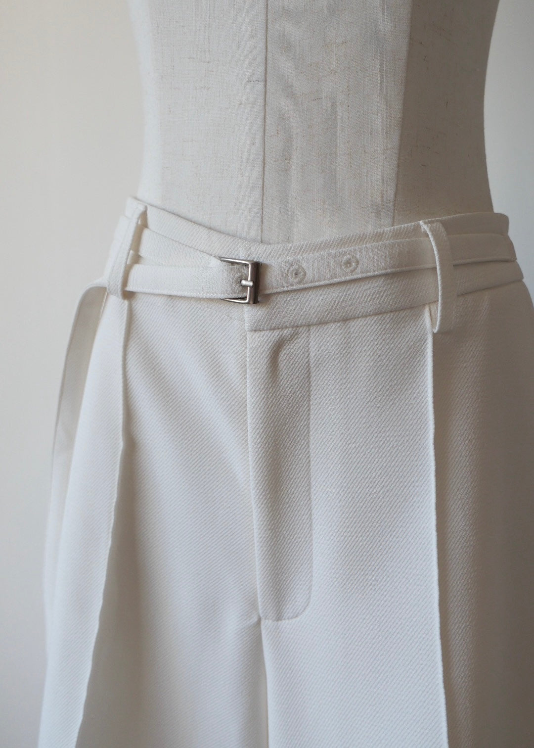 カットアウト2WAYパンツ_WHITE