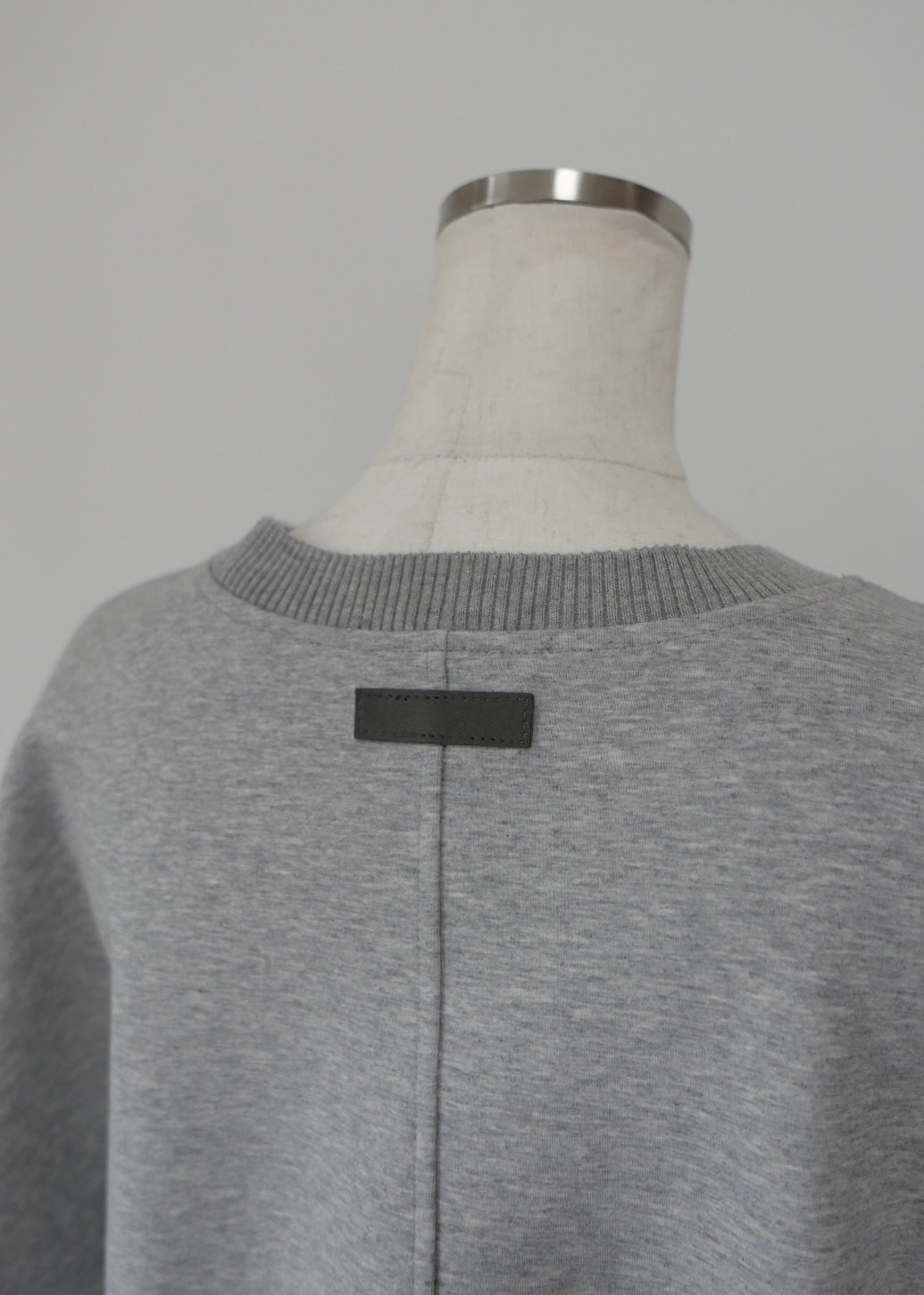 ショートスウェットトップス