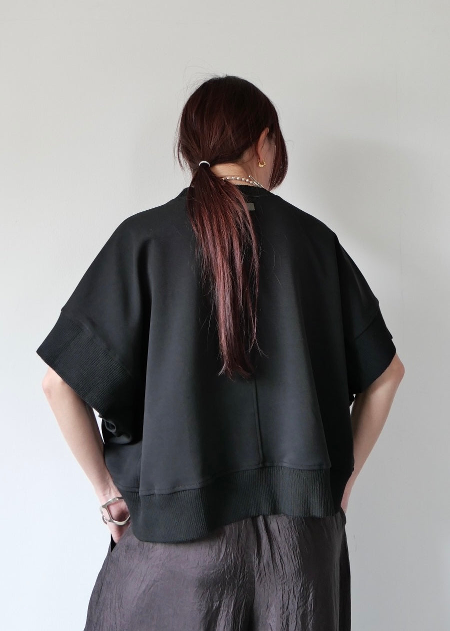 ショートスウェットトップス