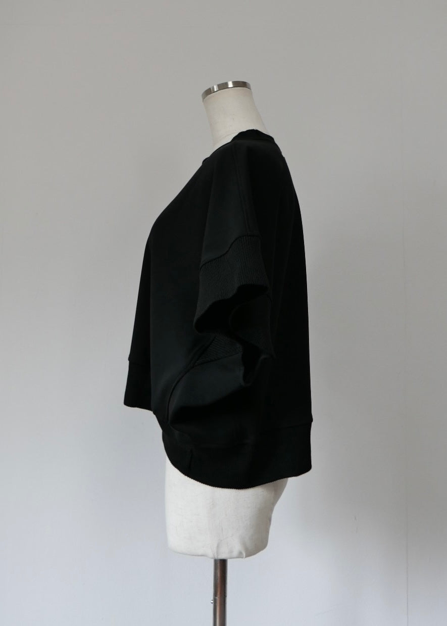 ショートスウェットトップス