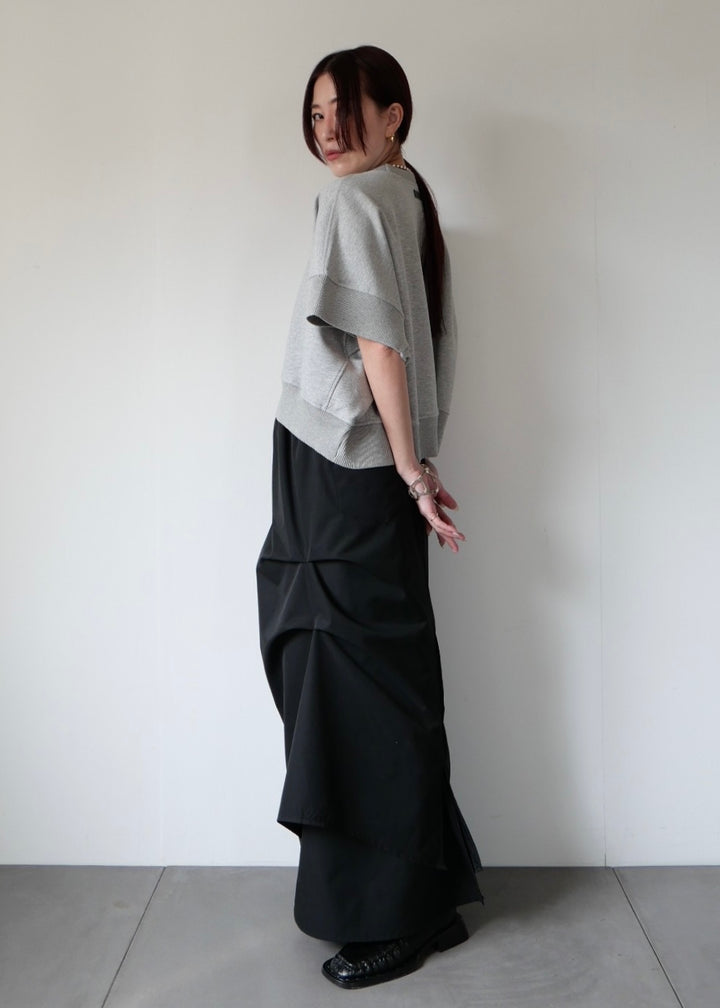 ショートスウェットトップス