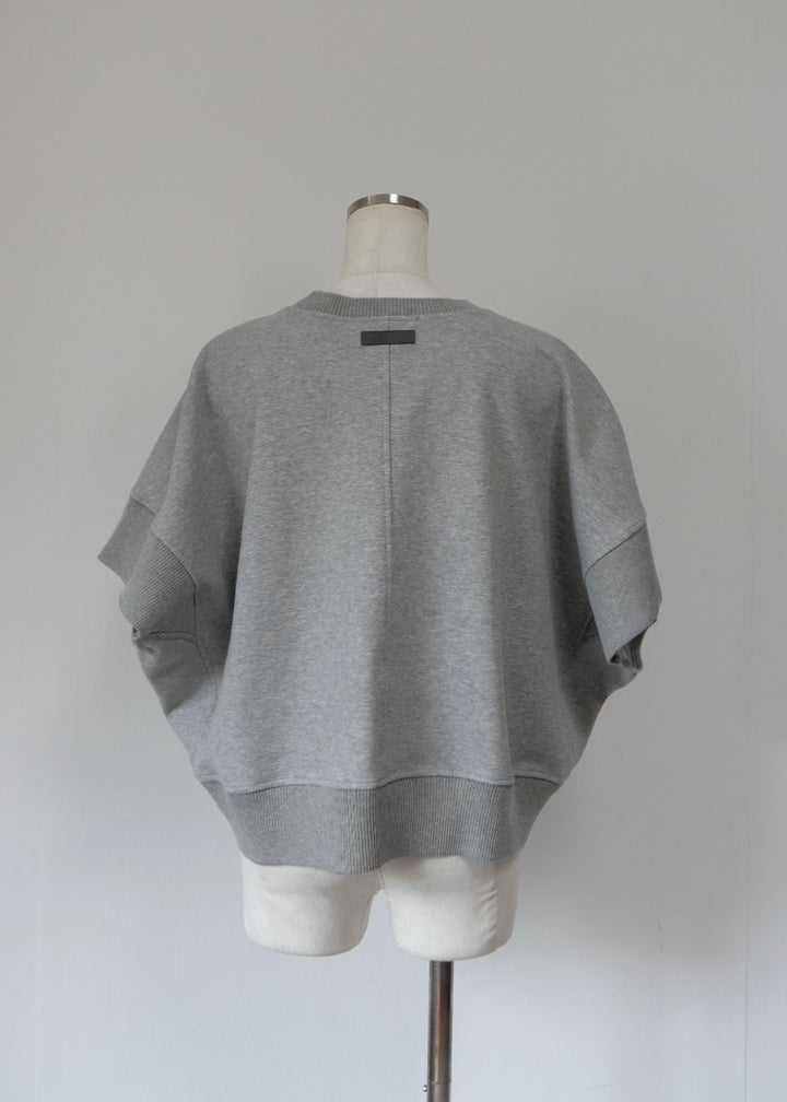 ショートスウェットトップス