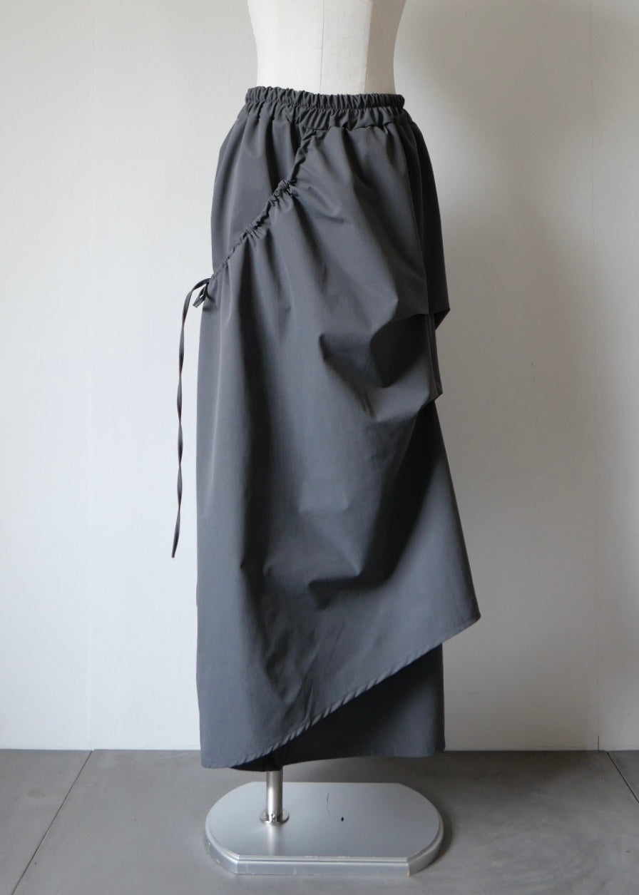 ドレープアシンメトリースカート