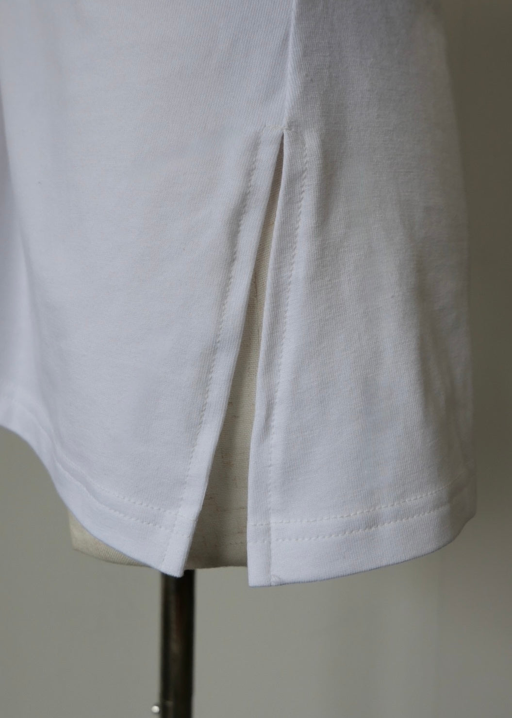 ウエストタックTシャツ