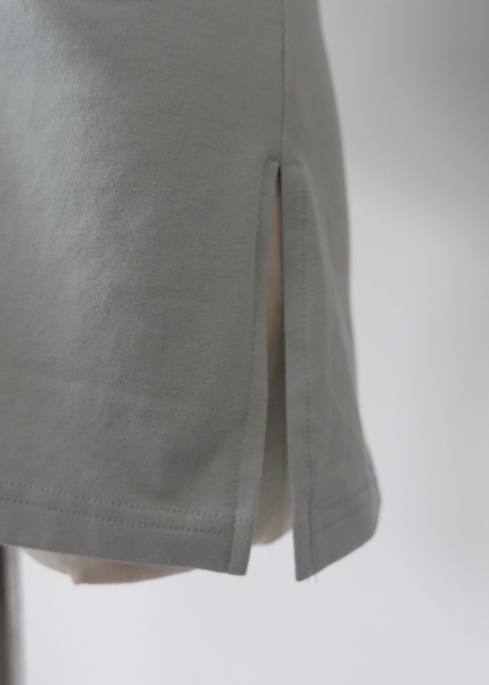 ウエストタックTシャツ