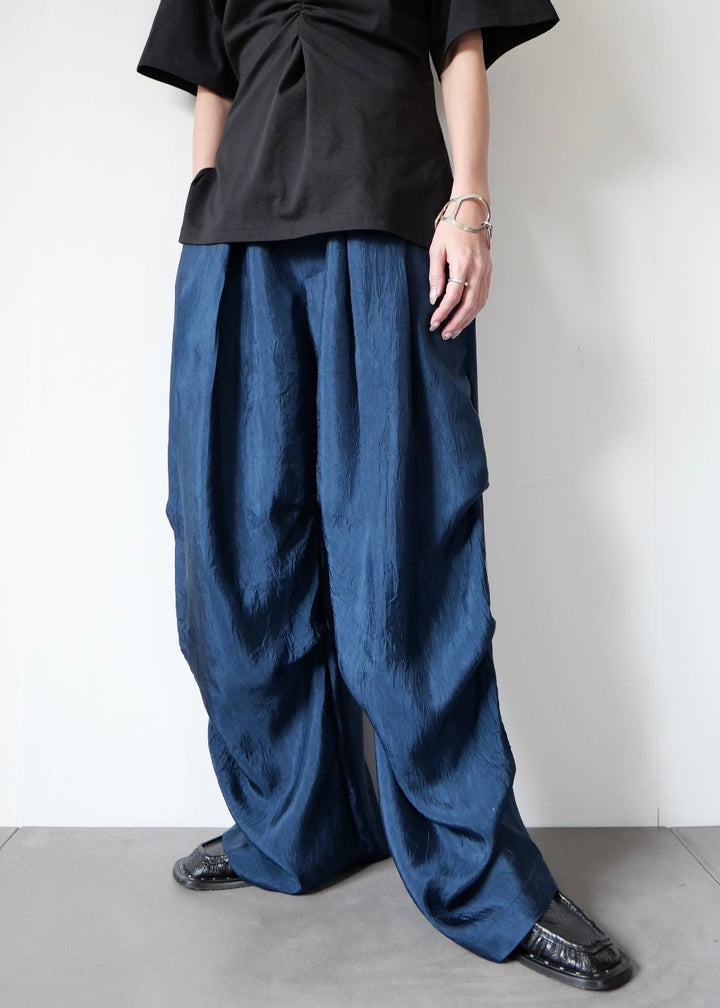 ドレープサテンワイドパンツ