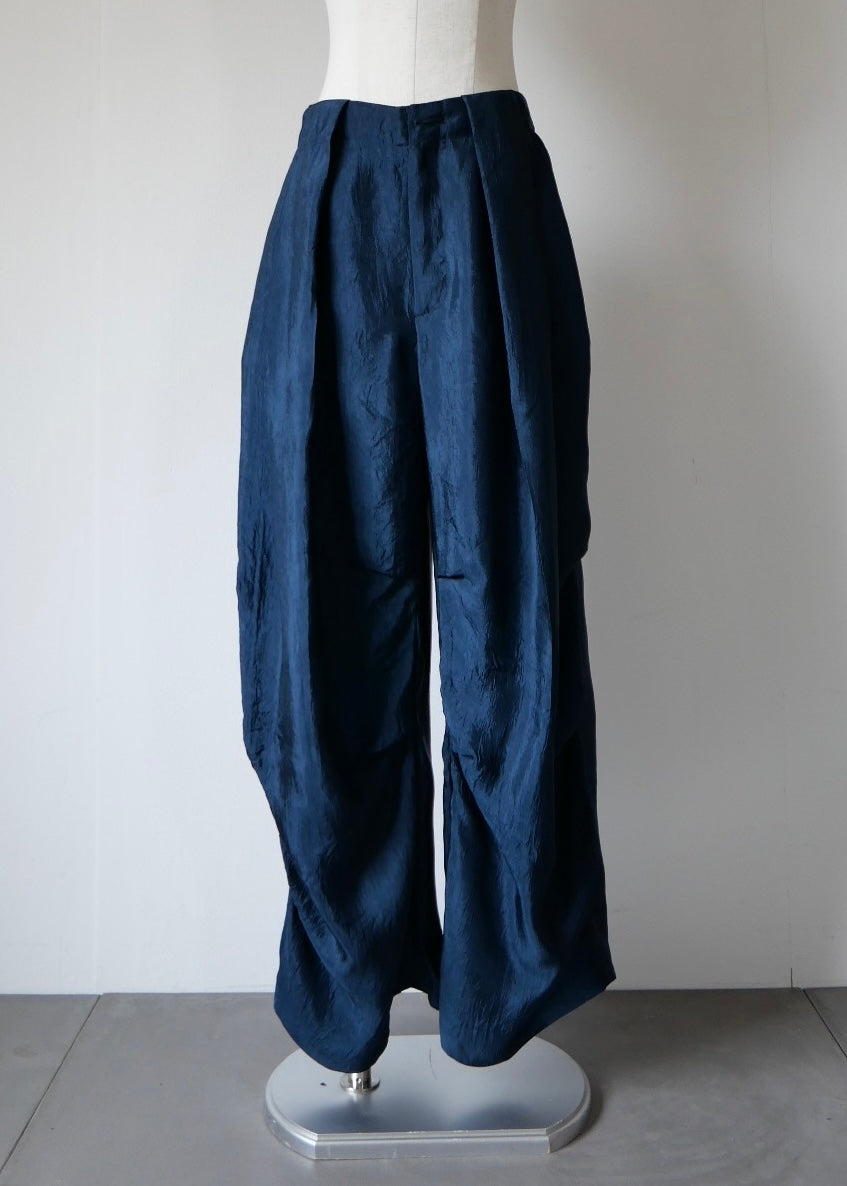 ドレープサテンワイドパンツ