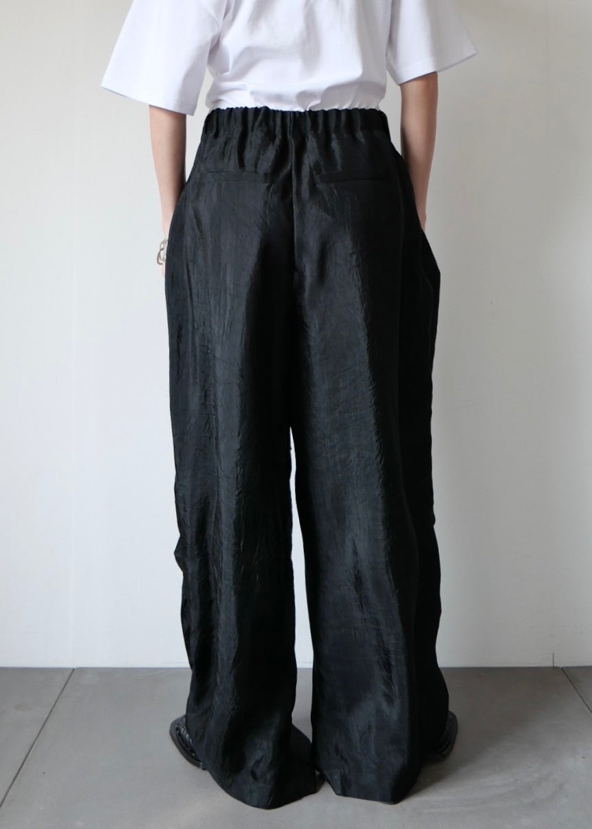 ドレープサテンワイドパンツ