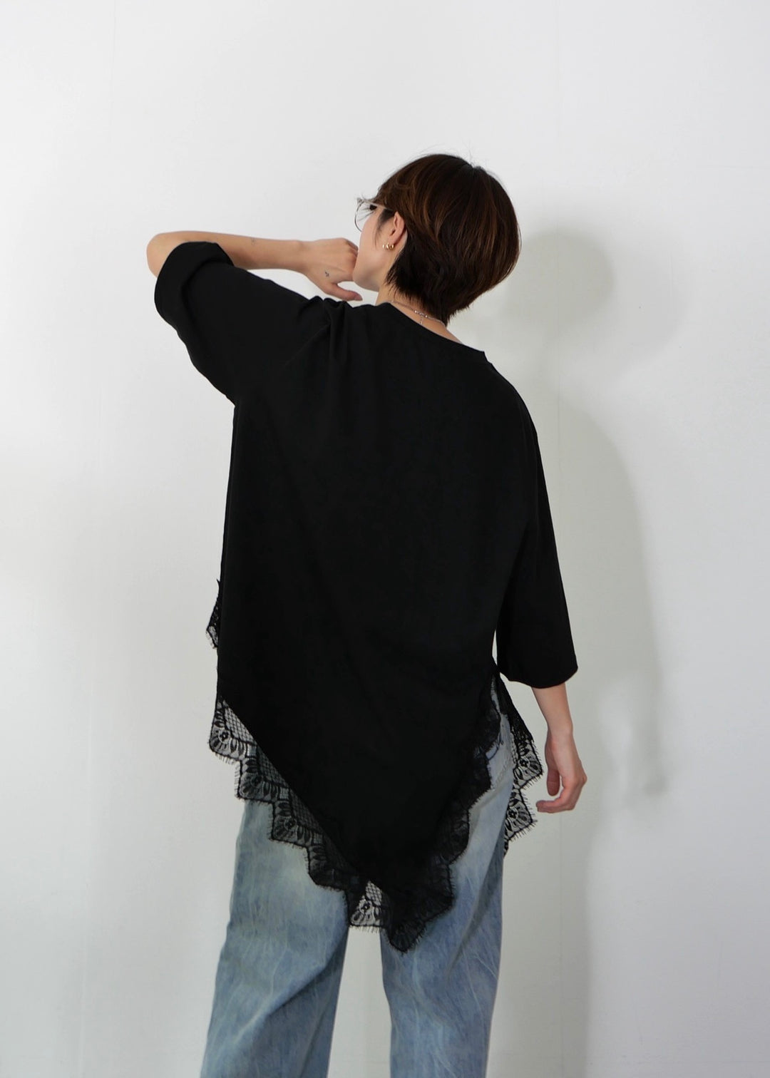 アシンメトリーレースTシャツ