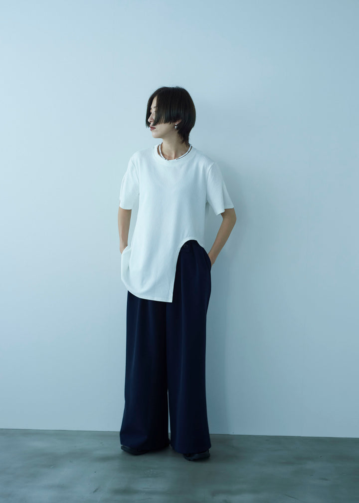 アシンメトリーラウンドカットトップス